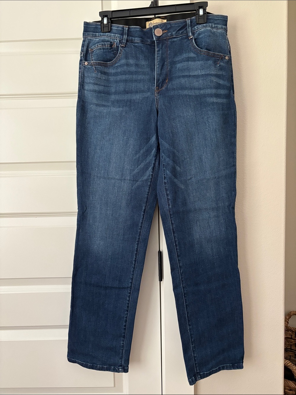 Democracy “Ab” technology Dark Blue Straight-Leg Jeans